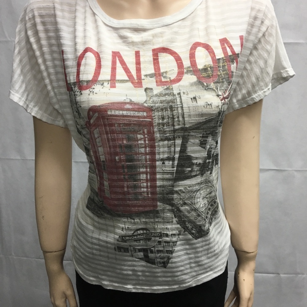 Wet Seal London Short Sleeve T-Shirt
